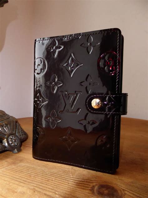 louis vuitton pocket book